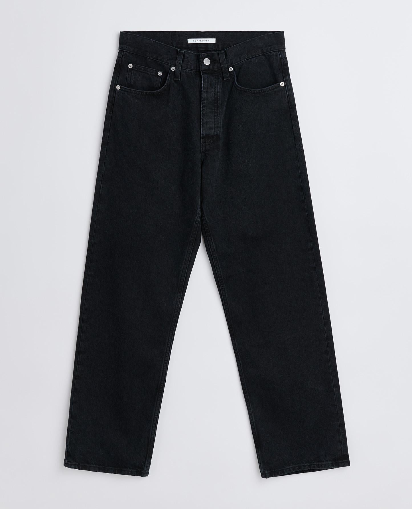 LOOSE . BLACK