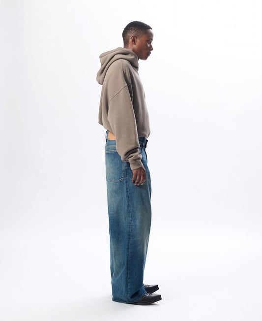 Super Wide