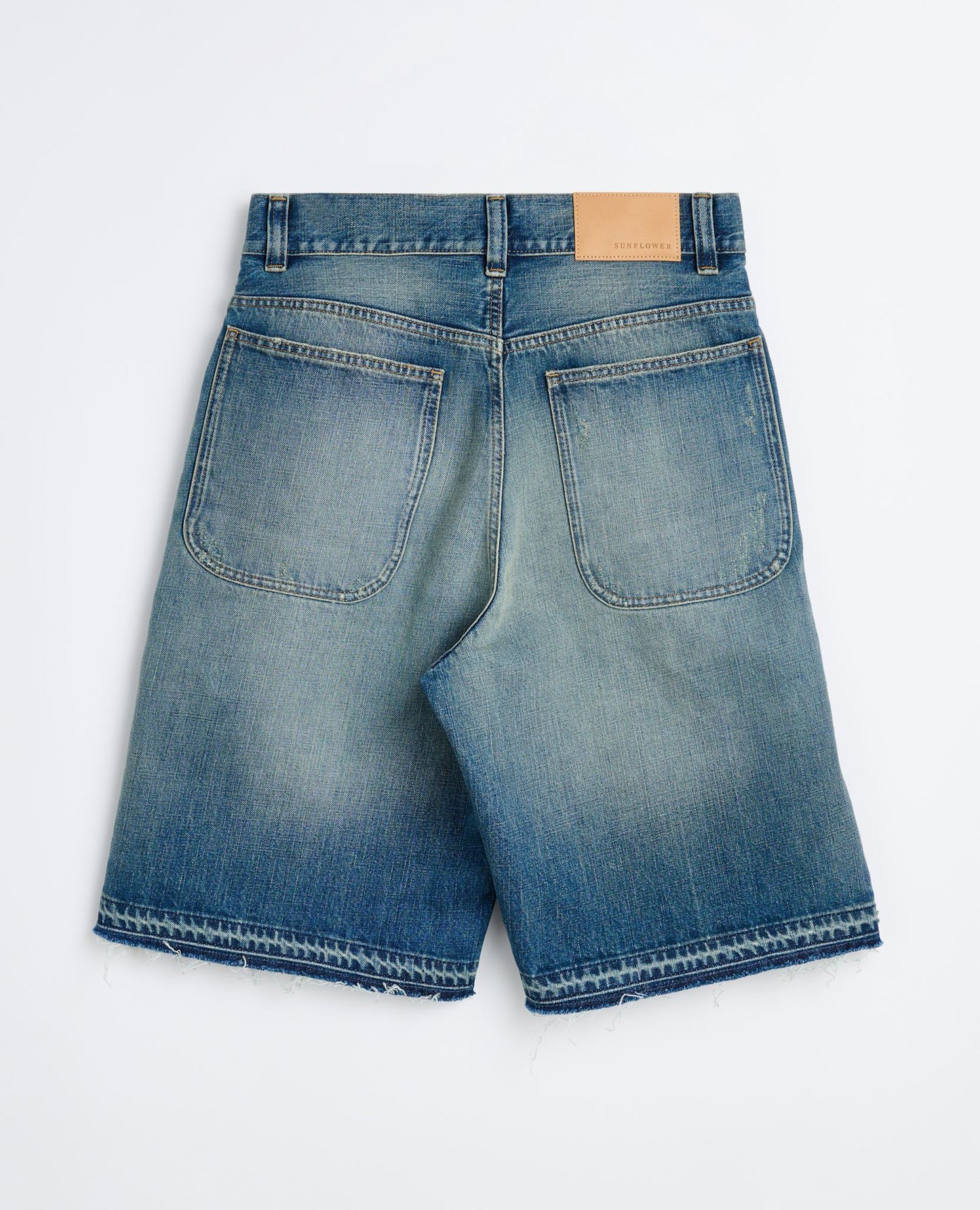 Super Wide Short